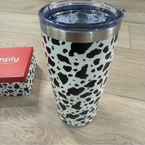 Simply Southern Cow Print Tumbler 20oz - Picture 4 of 8